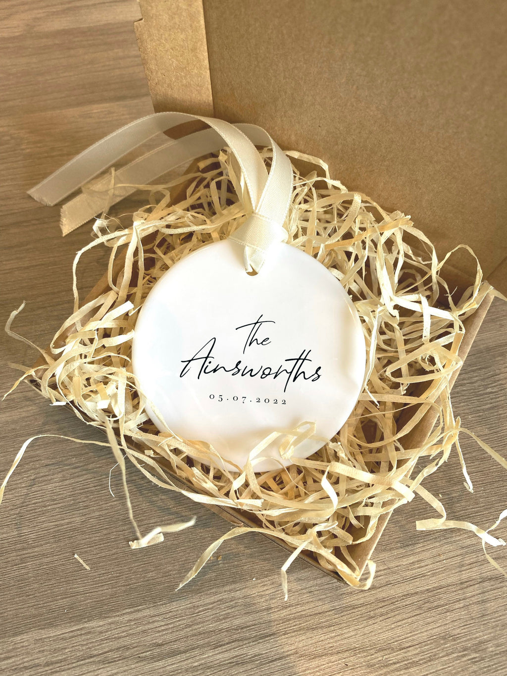 Personalised Mr & Mrs Wedding Ornament – Ceramic Keepsake